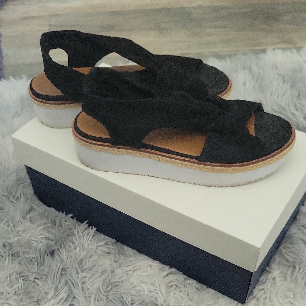 Caslon Joelle Black and White Women's Sandals 7